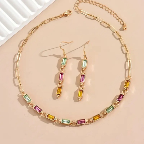 ❌SOLD❌New-Necklace & Earrings Set Multi Color rhinestones. - Picture 4 of 4